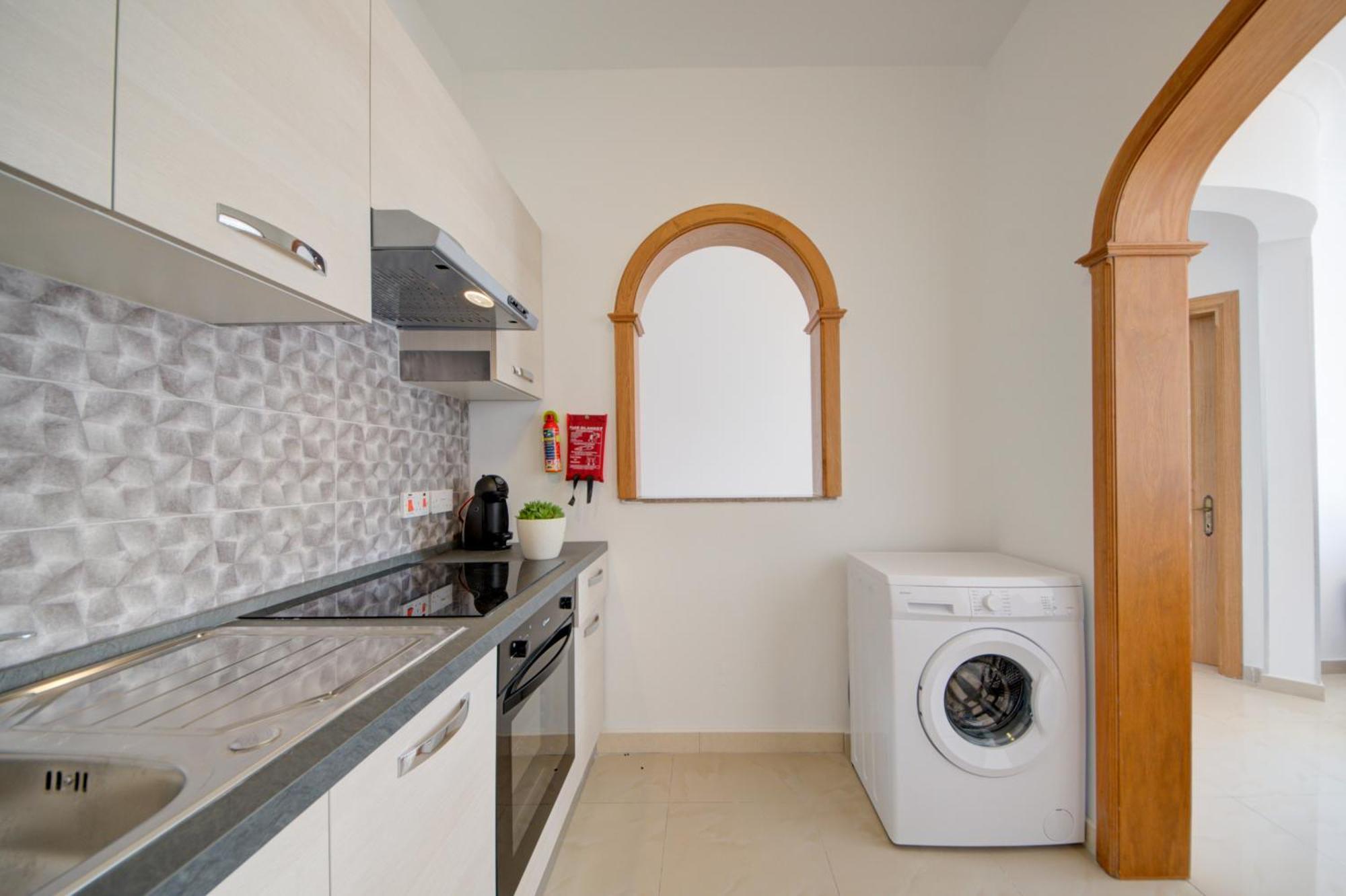 Don Rua Court 3 Bedroom And Penthouse Apartments By Shortletsmalta Sliema Extérieur photo